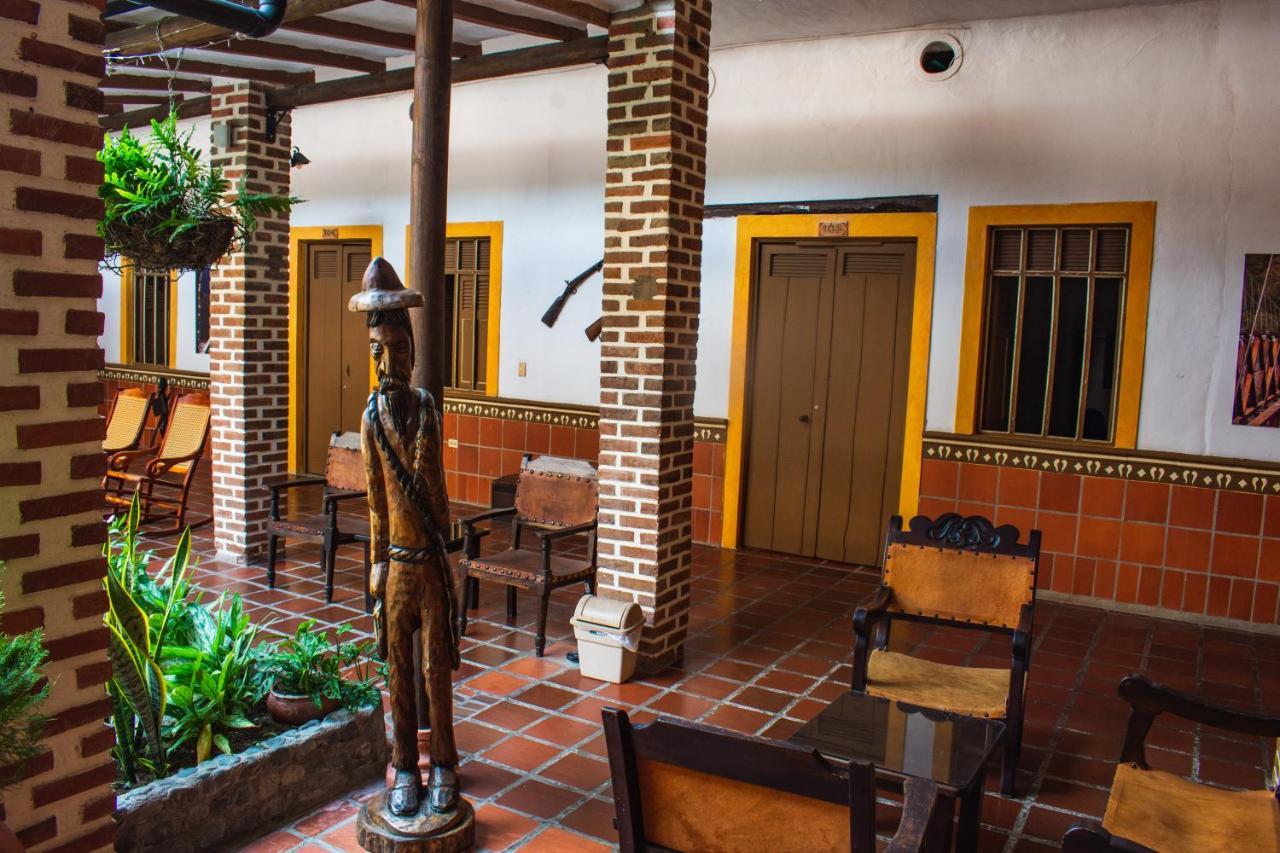 Hotel Caseron Del Parque Санта-Фе-де-Антьокия Экстерьер фото