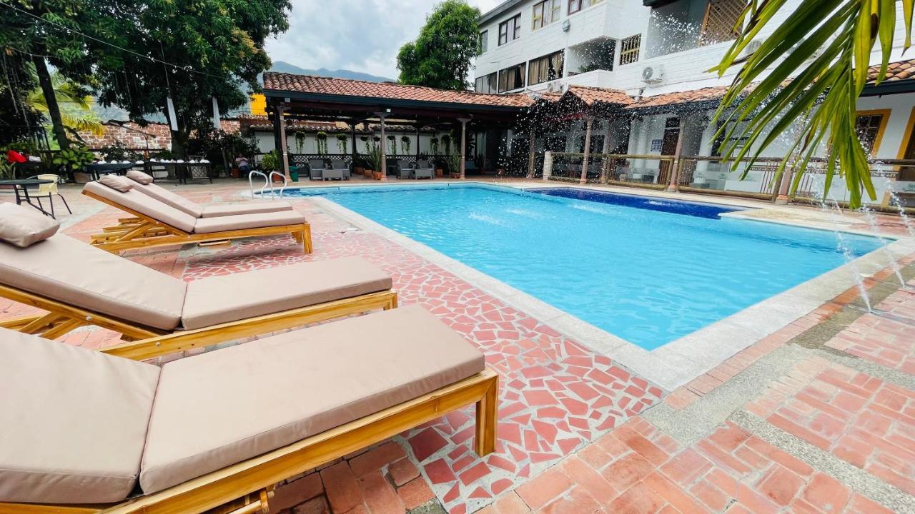 Hotel Caseron Del Parque Санта-Фе-де-Антьокия Экстерьер фото