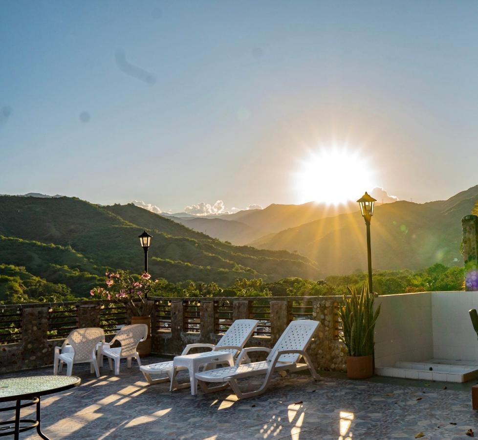 Hotel Caseron Del Parque Санта-Фе-де-Антьокия Экстерьер фото