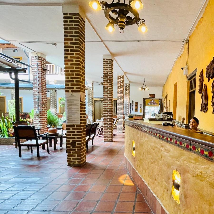 Hotel Caseron Del Parque Санта-Фе-де-Антьокия Экстерьер фото