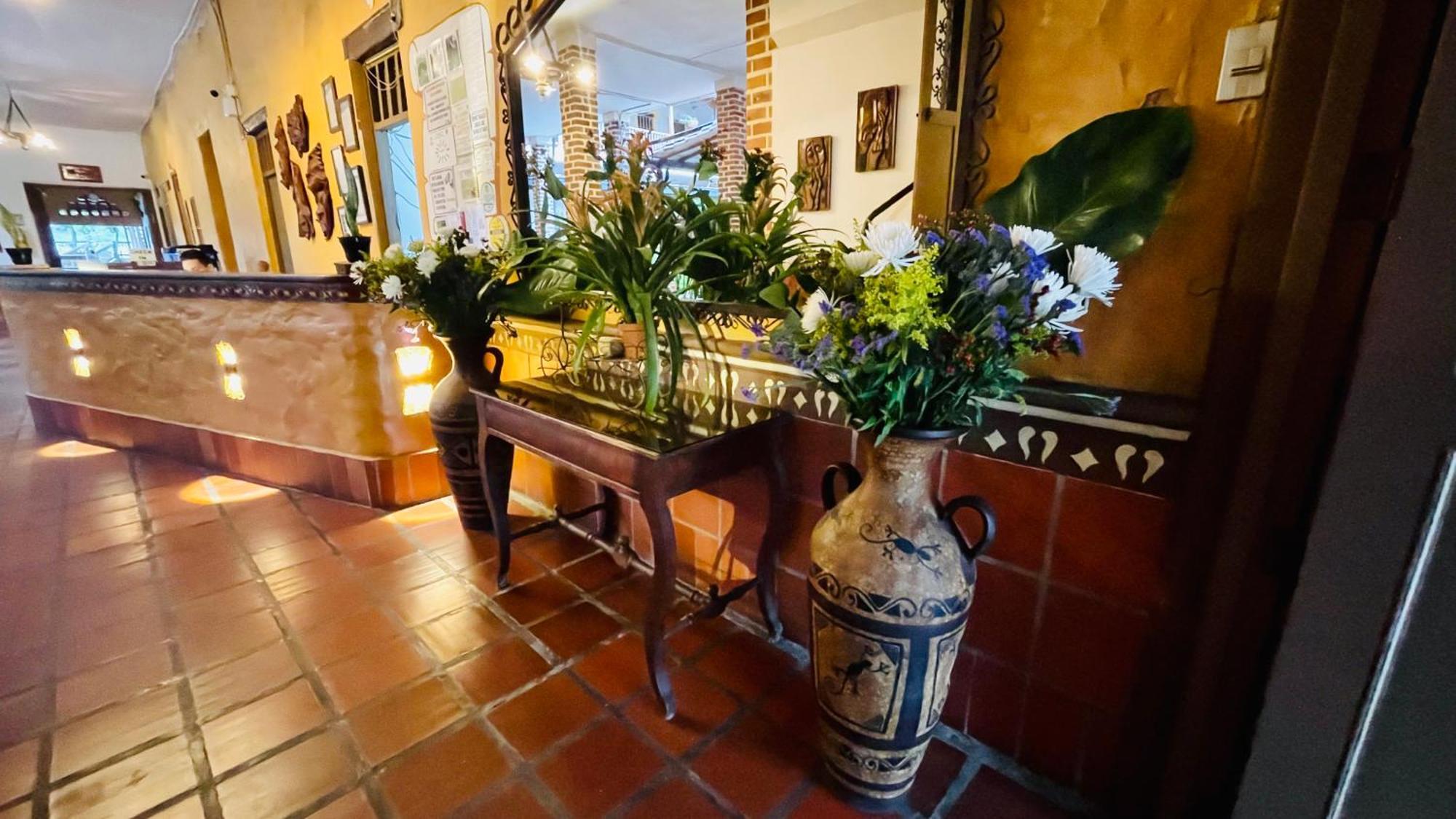 Hotel Caseron Del Parque Санта-Фе-де-Антьокия Экстерьер фото