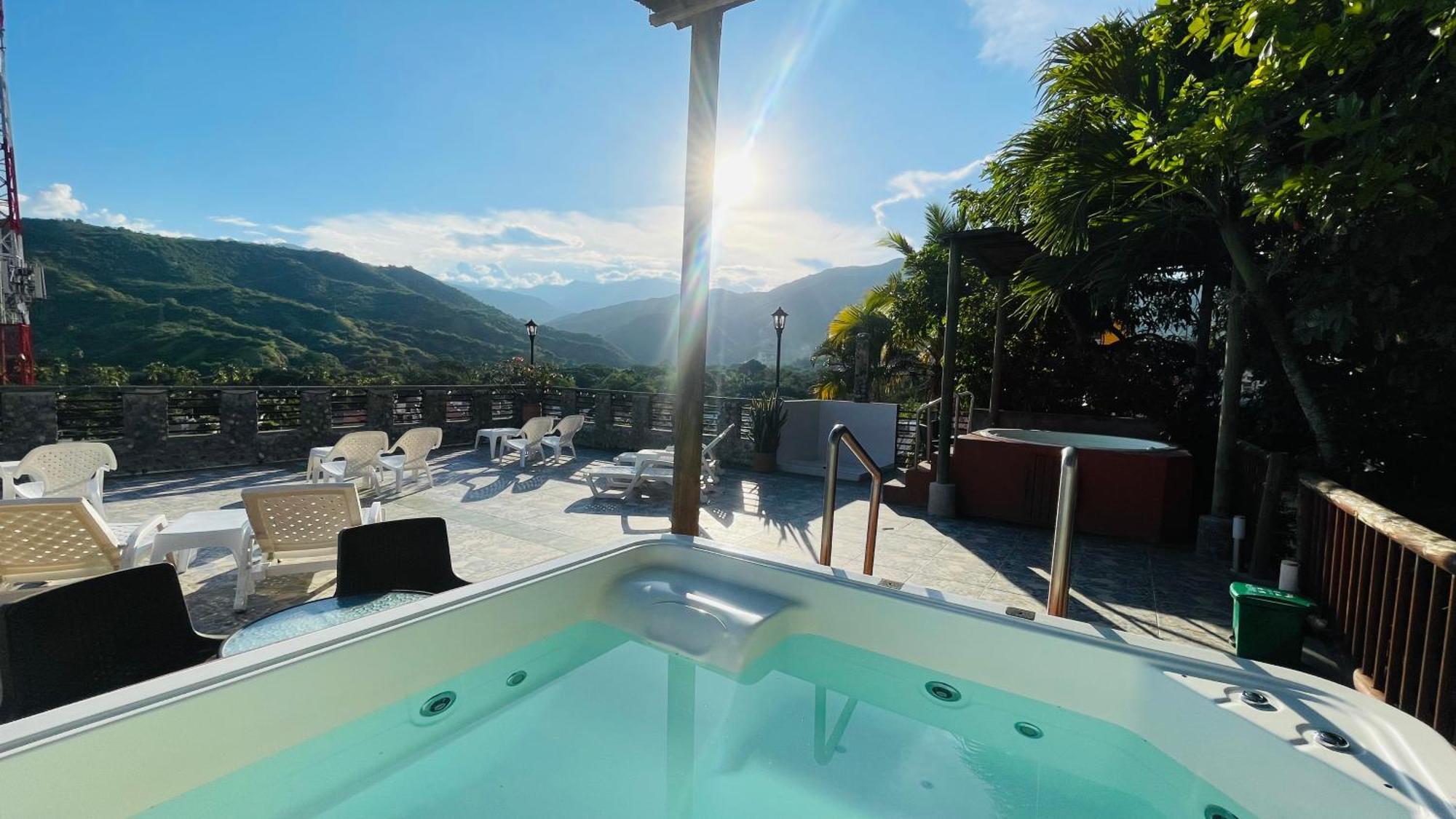 Hotel Caseron Del Parque Санта-Фе-де-Антьокия Экстерьер фото